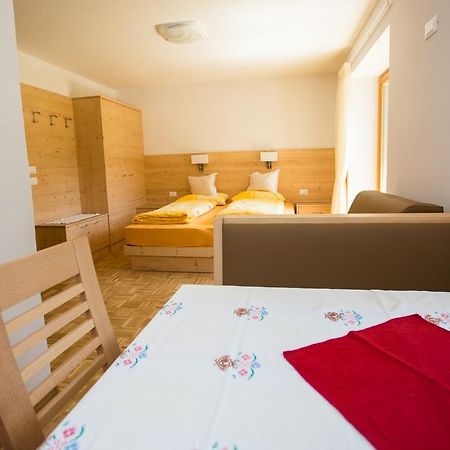 Appartamenti Genziana La Villa  Bilik gambar